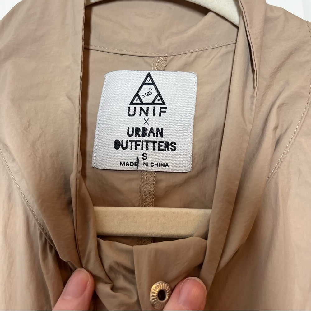 UNIF x Urban Outfitters Beige Zip Windbreaker Trench Size Small - Picture 5 of 11
